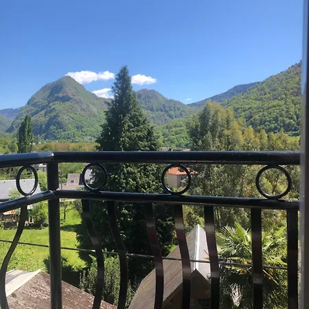 La Auarje: Appartement Avec Jardin & Terrasse Cierp Exterior photo